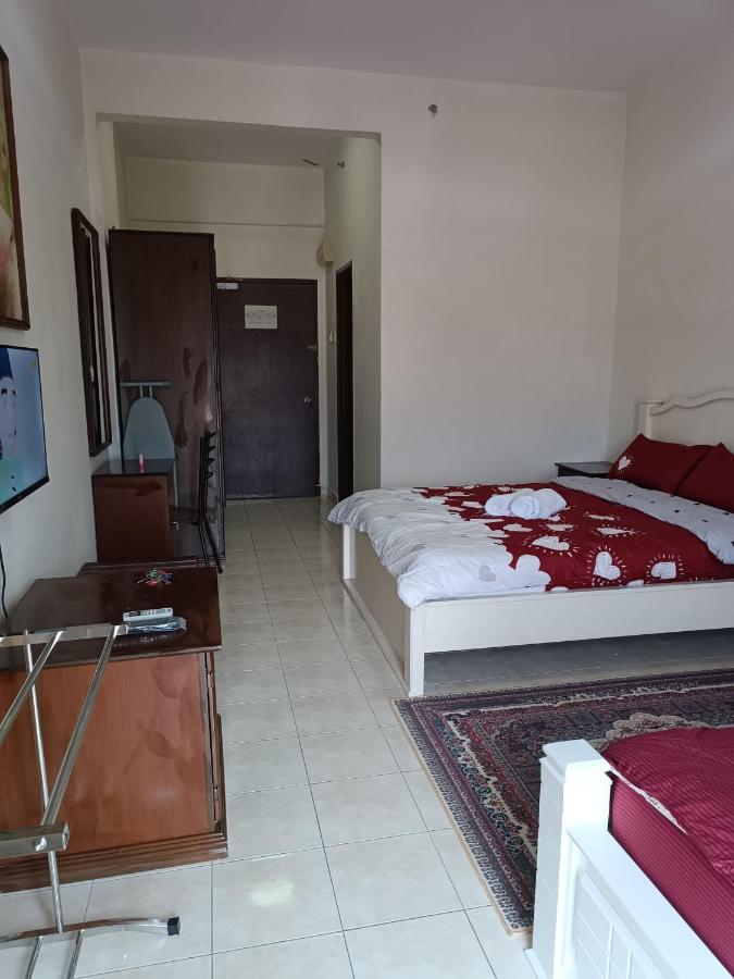 Sofea Inn Bukit Merah - Suria A7733 Kampong Selemat Exterior photo