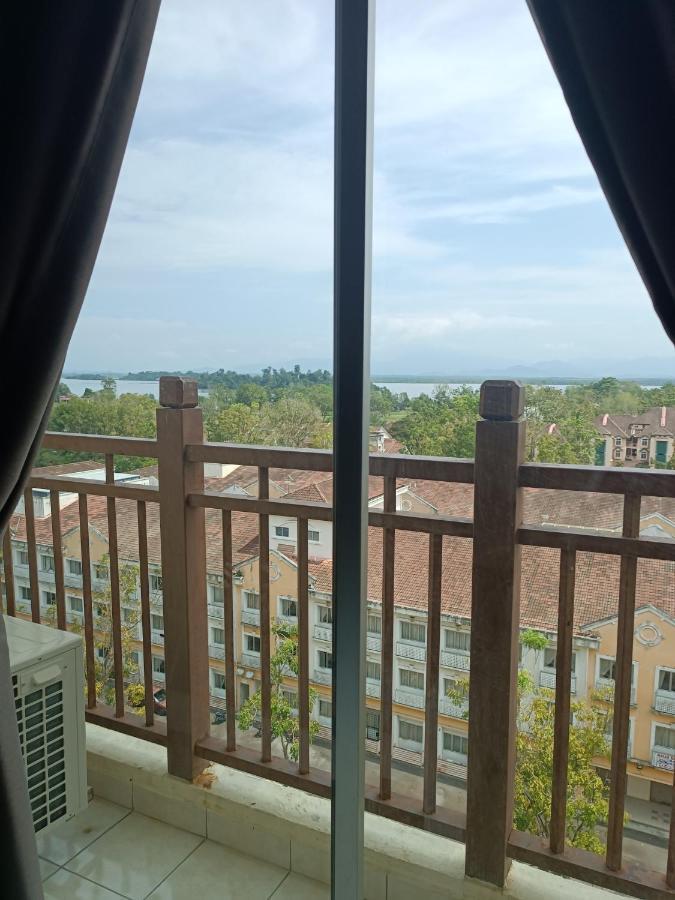 Sofea Inn Bukit Merah - Suria A7733 Kampong Selemat Exterior photo