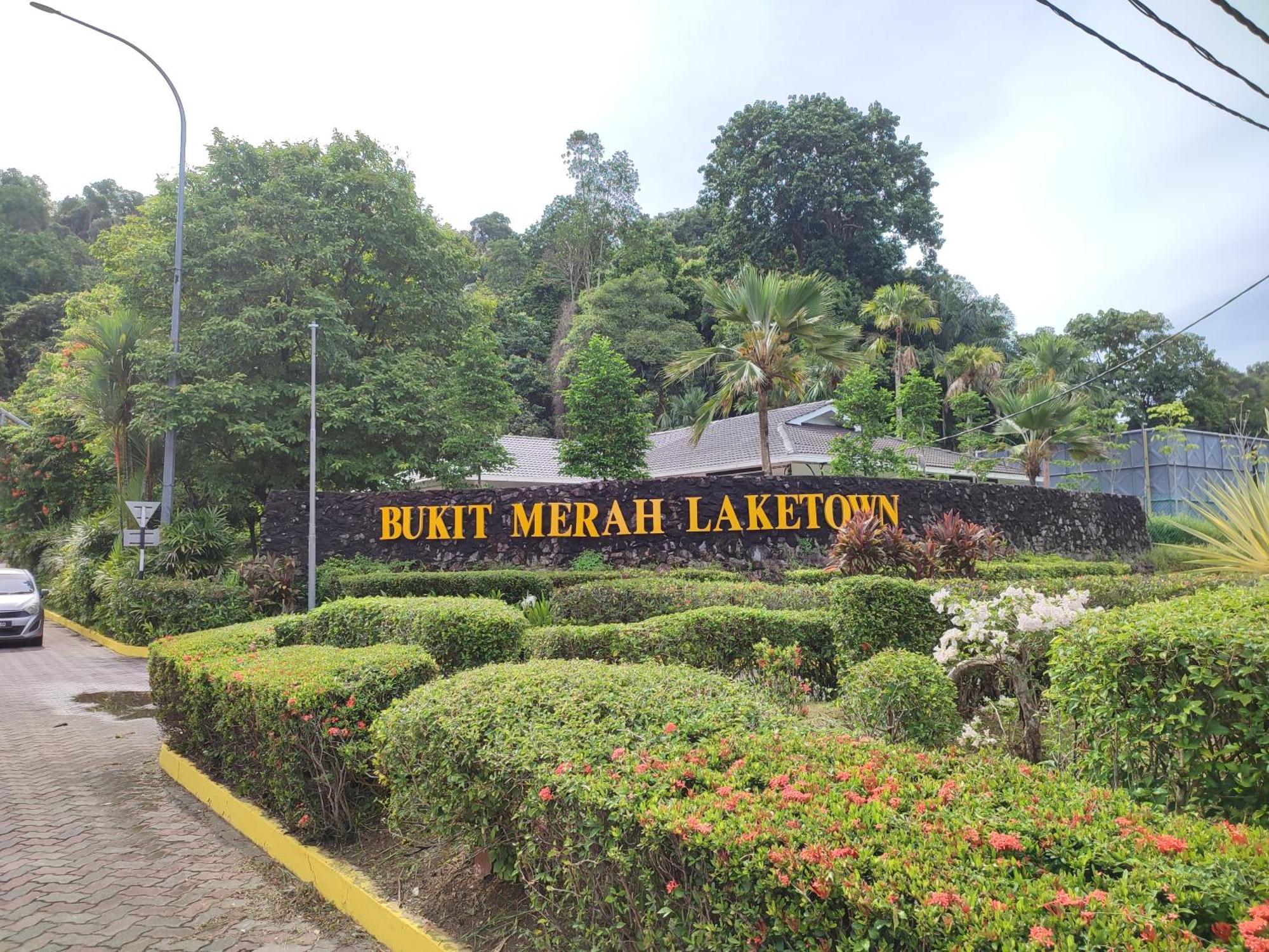 Sofea Inn Bukit Merah - Suria A7733 Kampong Selemat Exterior photo